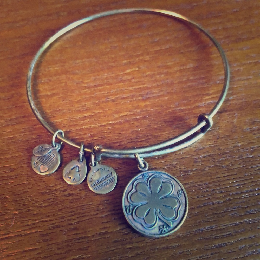 Alex and Ani Lucky 4-leaf Clover Bracelet